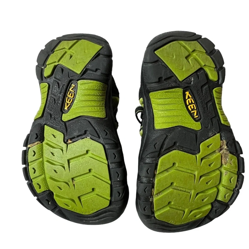 Keen Hybrid Sandal Newport H2 Black Green‎ Size 9 Little Kids